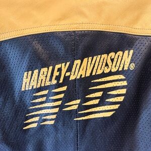 Harley Davidson leather jacket women’s